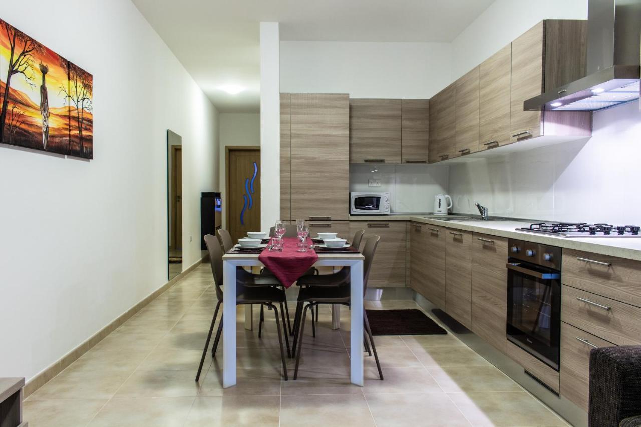 2 Bedroom Apartment Close To City Centre Tas-Sienja Bagian luar foto